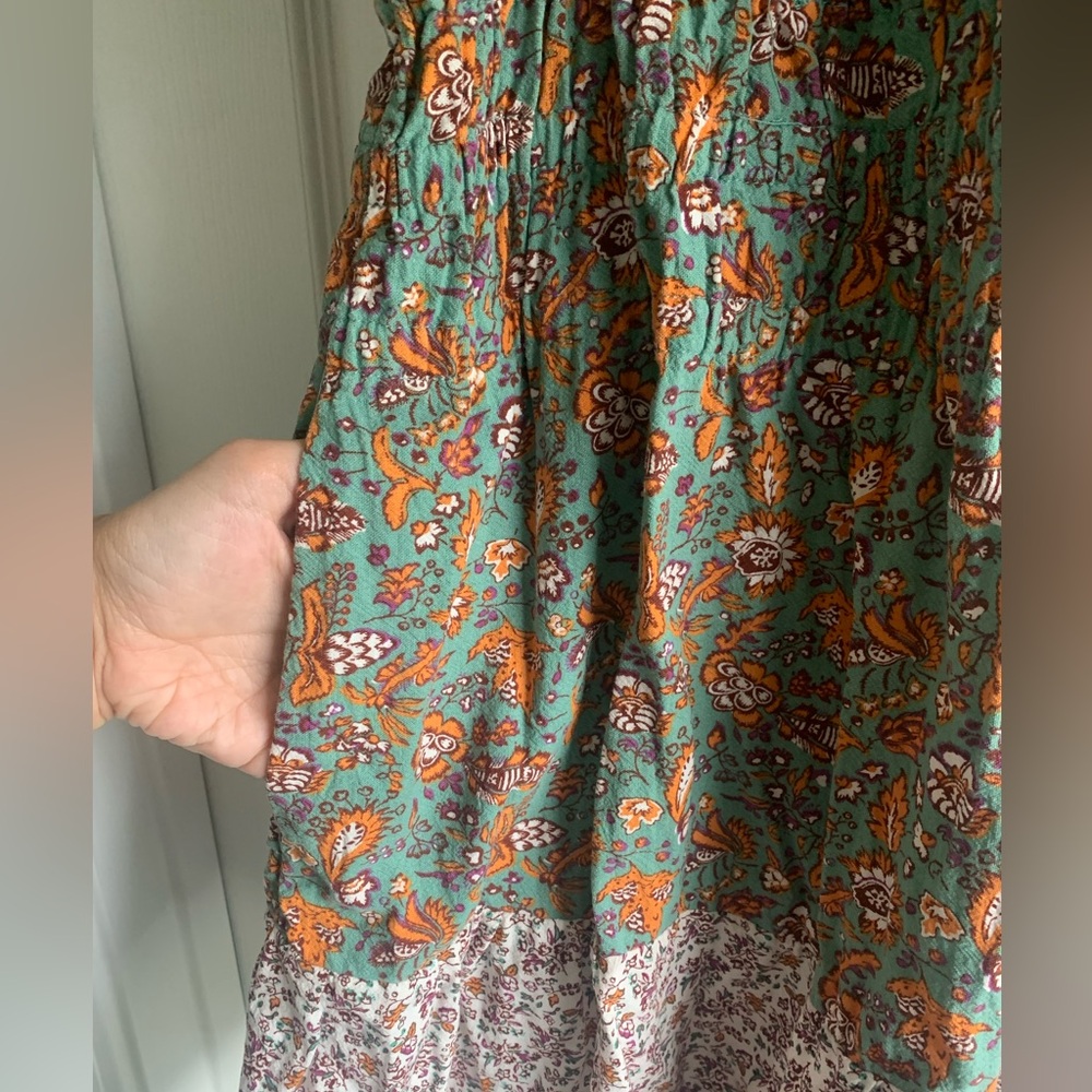 Universal Threads Ruffled Floral Dress - Picture 7 of 10